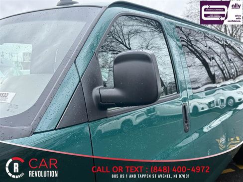 Used 2019 Chevrolet Express 3500 LS image 23