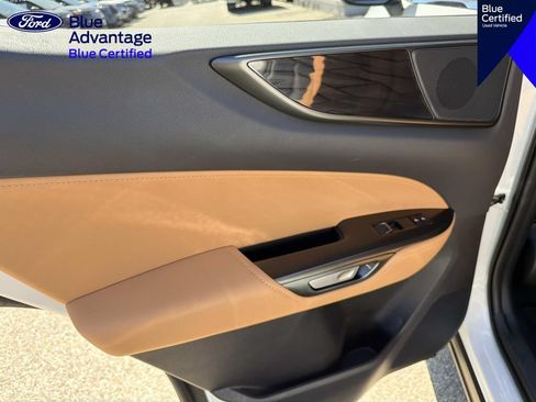 Used 2026 Lexus NX 450h+ AWD w/ Luxury Package image 11