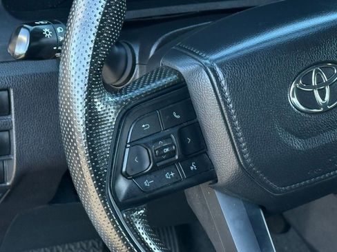 Used 2024 Toyota Tacoma SR5 AWD/4WD image 21