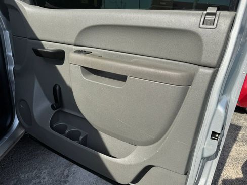 Used 2012 Chevrolet Silverado 1500 W/T AWD/4WD image 23
