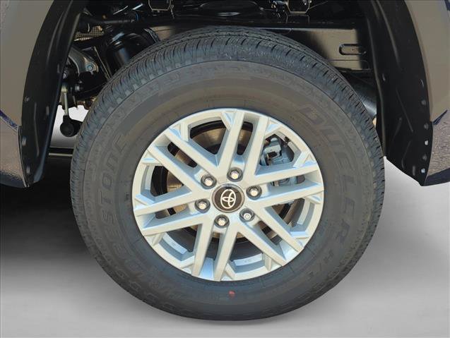 Certified 2026 Toyota Tundra SR5 w/ SR5 Convenience Package AWD/4WD image 9