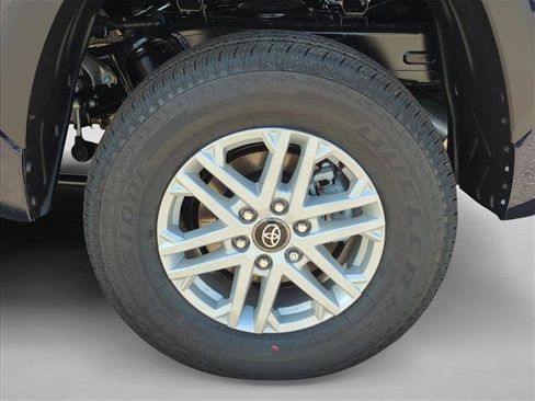 Certified 2026 Toyota Tundra SR5 w/ SR5 Convenience Package AWD/4WD image 9