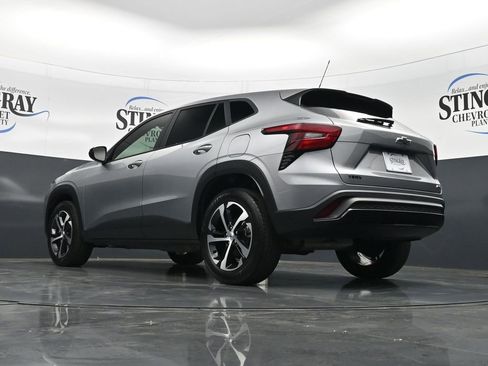 Used 2024 Chevrolet Trax RS w/ Driver Confidence Package image 21