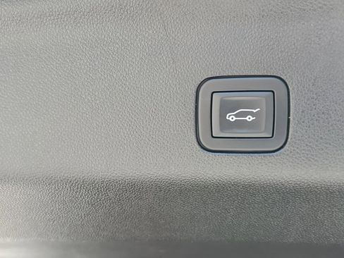 Certified 2025 GMC Yukon XL Elevation AWD/4WD image 27