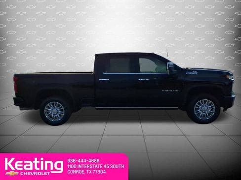 Used 2022 Chevrolet Silverado 2500 High Country w/ Z71 Off-Road Package image 4