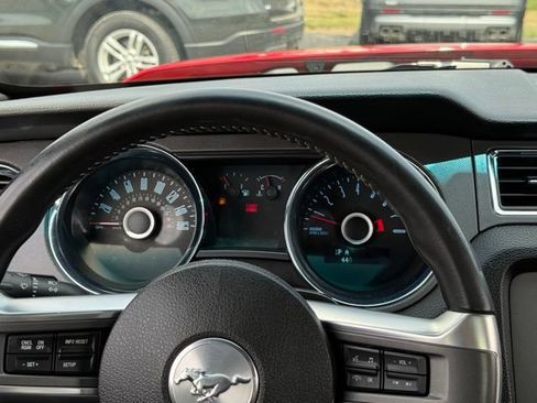 Used 2014 Ford Mustang Coupe w/ V6 Performance Package RWD image 8