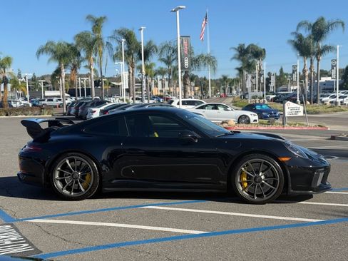Used 2018 Porsche 911 GT3 RWD image 4