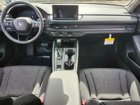 New 2025 Honda Accord SE image 9