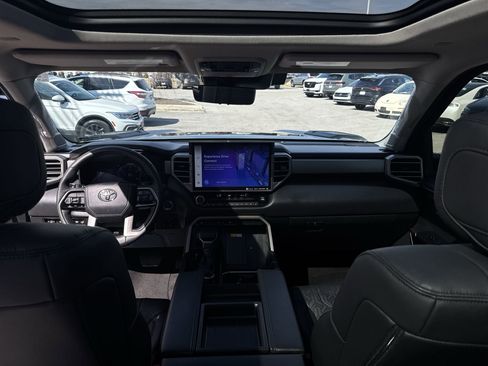 Used 2024 Toyota Tundra Limited image 21