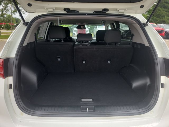 Used 2020 Kia Sportage LX FWD image 28