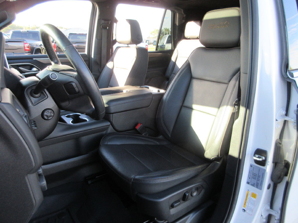 Certified 2023 Chevrolet Tahoe High Country AWD/4WD image 22