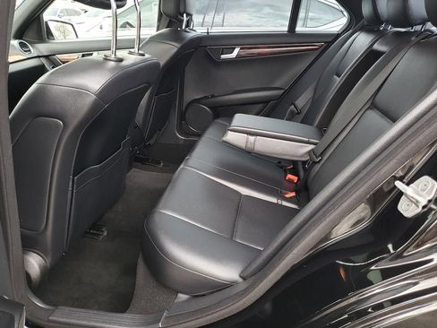 Used 2013 Mercedes-Benz C 300 4MATIC Sedan image 31