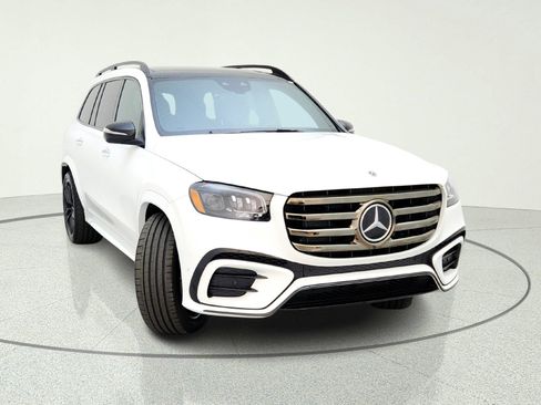 New 2026 Mercedes-Benz GLS 450 4MATIC image 4