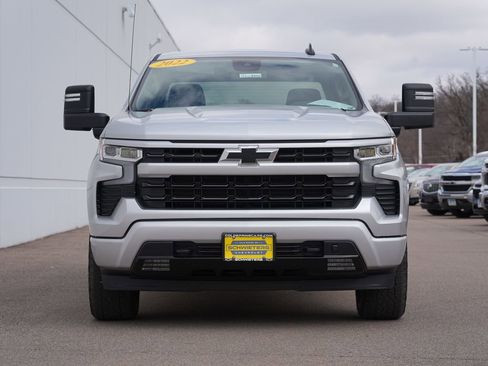 Used 2022 Chevrolet Silverado 1500 RST w/ Max Trailering Package image 8