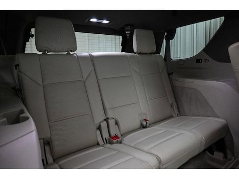 Used 2024 Cadillac Escalade Sport Platinum w/ LPO, ONYX Package AWD/4WD image 19