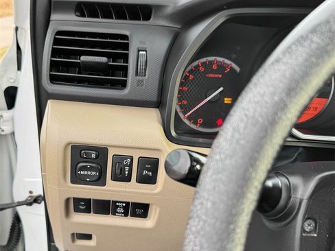 Used 2013 Toyota 4Runner SR5 image 13