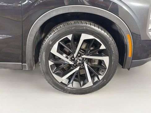 Used 2022 Mitsubishi Outlander SE AWD/4WD image 36
