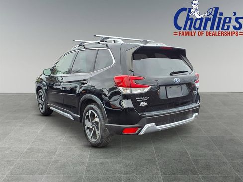 Used 2023 Subaru Forester Touring image 5