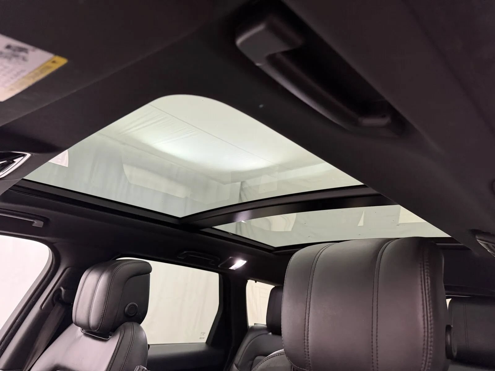 Used 2019 Land Rover Range Rover Sport HSE AWD/4WD image 10