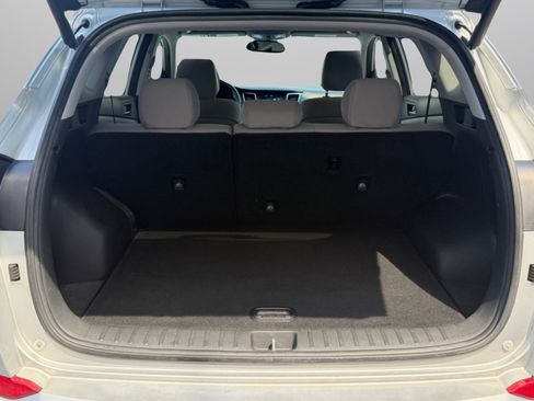 Used 2018 Hyundai Tucson Value AWD/4WD image 38