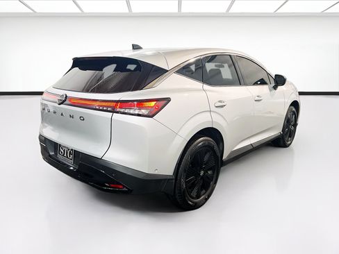 Used 2025 Nissan Murano SV FWD image 4
