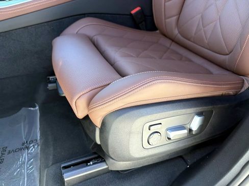 New 2026 BMW X5 xDrive40i w/ M Sport Package image 16