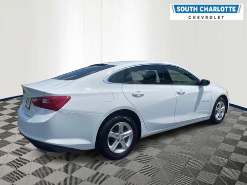 Used 2021 Chevrolet Malibu LS w/ LPO, Convenience Package 1 FWD image 4