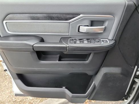 Used 2023 RAM 4500 SLT w/ Quick Order Package 2YG SLT image 31