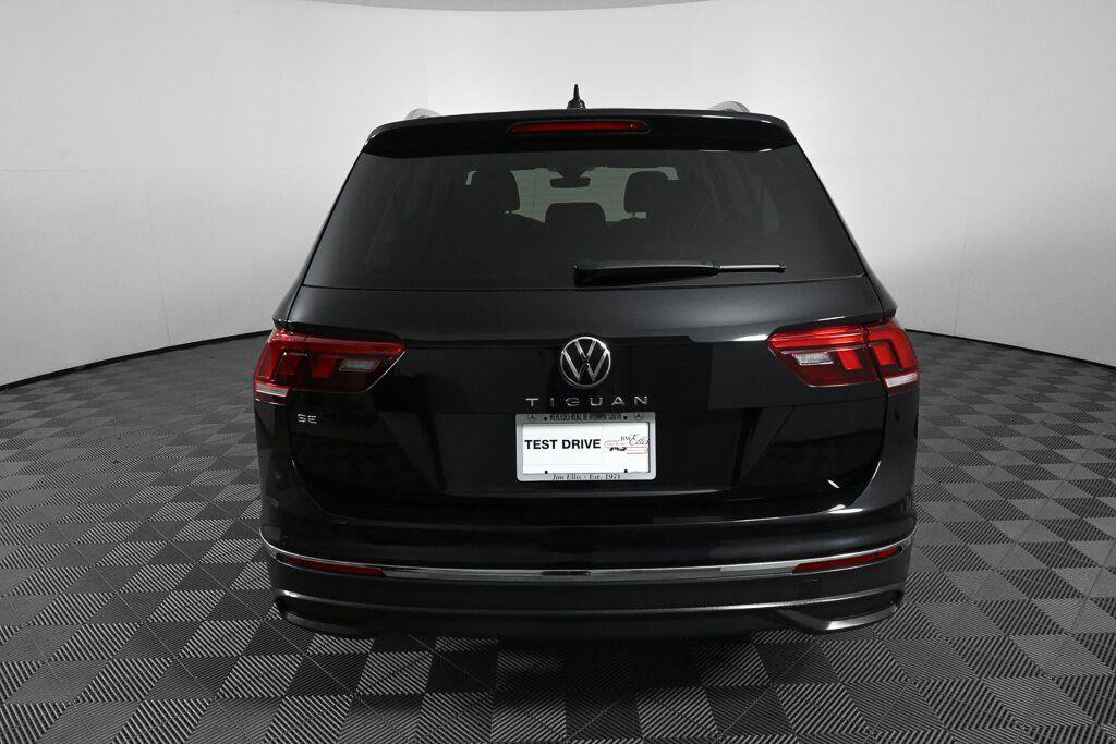 Used 2023 Volkswagen Tiguan SE FWD image 6