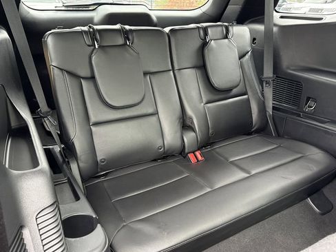 Used 2022 Ford Explorer ST w/ Equipment Group 401A image 18