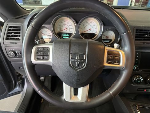 Used 2014 Dodge Challenger R/T image 14