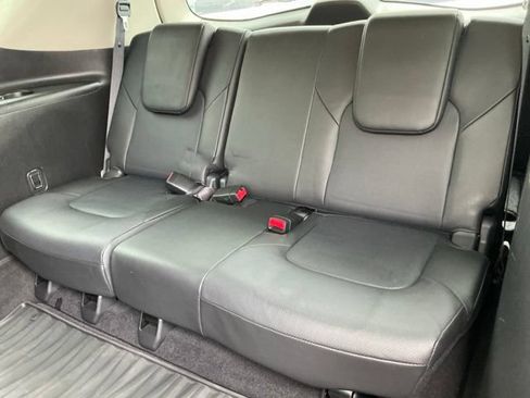Used 2021 INFINITI QX80 Luxe w/ All-Season Package AWD/4WD image 18