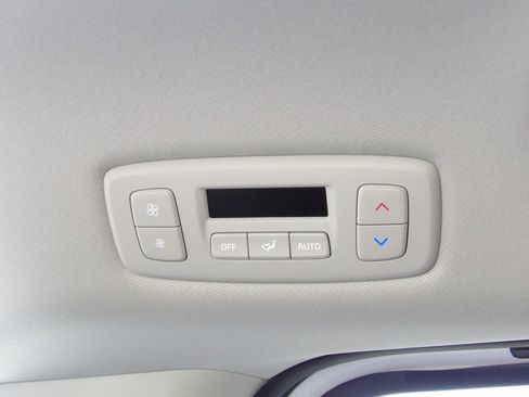Used 2026 Kia Carnival LXS FWD image 26