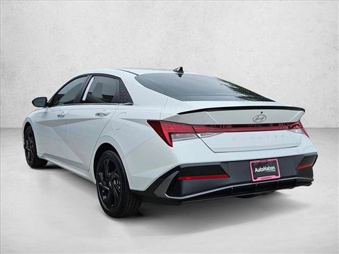 New 2026 Hyundai Elantra SEL Sport FWD image 9
