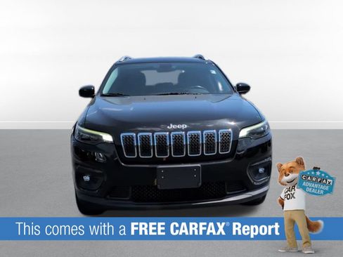 Used 2019 Jeep Cherokee Latitude w/ Cold Weather Group AWD/4WD image 2