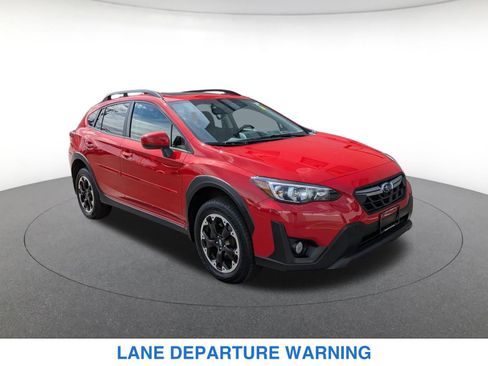 Used 2023 Subaru Crosstrek 2.0i Premium AWD/4WD image 2