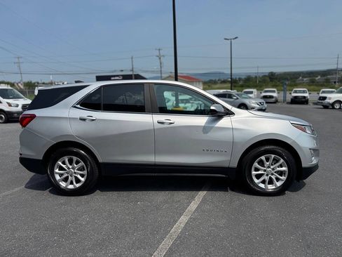 Used 2021 Chevrolet Equinox LT w/ Driver Convenience Package AWD/4WD image 43