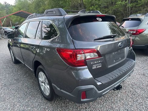 Used 2018 Subaru Outback 2.5i Premium AWD/4WD image 10