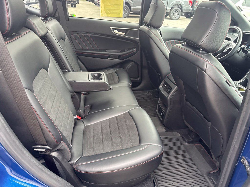 Certified 2023 Ford Edge ST-Line w/ Class II Trailer Tow Package AWD/4WD image 41
