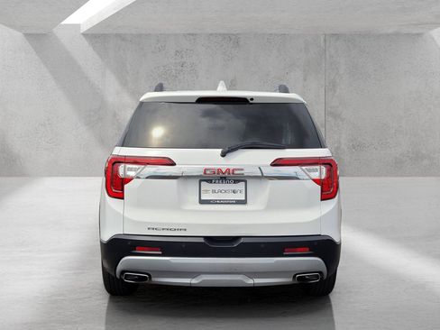 Used 2023 GMC Acadia SLT FWD image 6