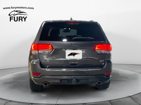 Used 2016 Jeep Grand Cherokee Overland w/ Advanced Technology Group AWD/4WD image 4