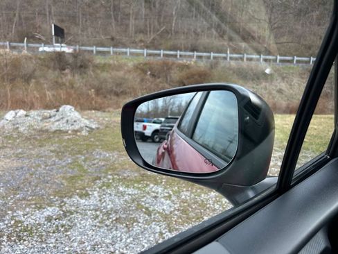 Used 2025 Subaru Crosstrek 2.5i Limited image 10