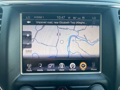 Certified 2016 Jeep Grand Cherokee Overland AWD/4WD image 29