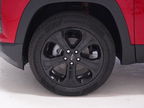 New 2026 Chevrolet Equinox LT image 11