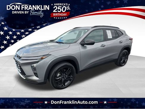 Used 2024 Chevrolet Trax ACTIV w/ Driver Confidence Package FWD image 1