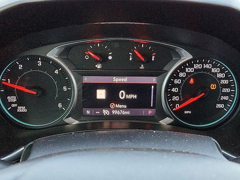 Used 2019 Chevrolet Equinox Premier image 9