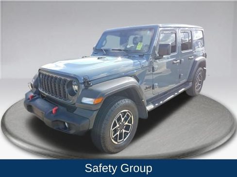 Used 2024 Jeep Wrangler Unlimited Sport AWD/4WD image 12