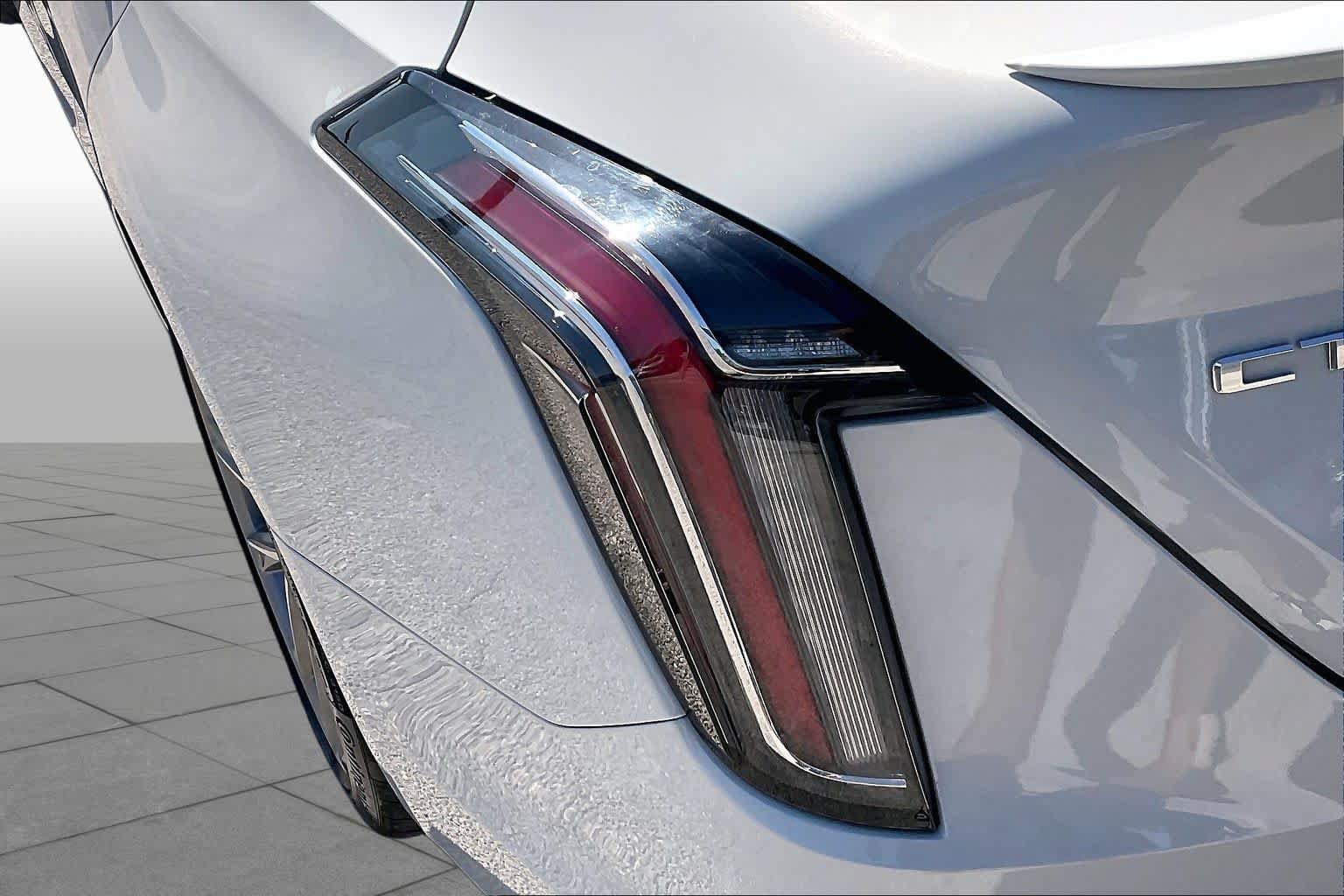 Used 2021 Cadillac CT4 V w/ Technology Package RWD image 27