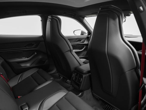 New 2025 Porsche Taycan image 26