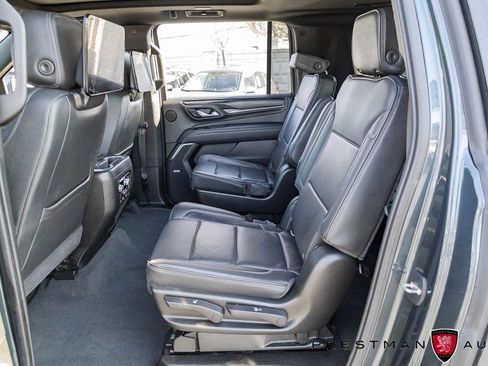 Used 2021 GMC Yukon XL Denali w/ Denali Premium Package image 51